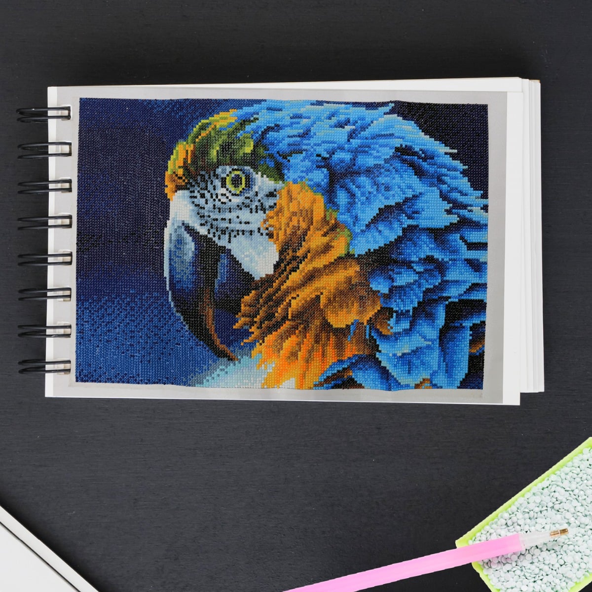 DIY: diamond painting