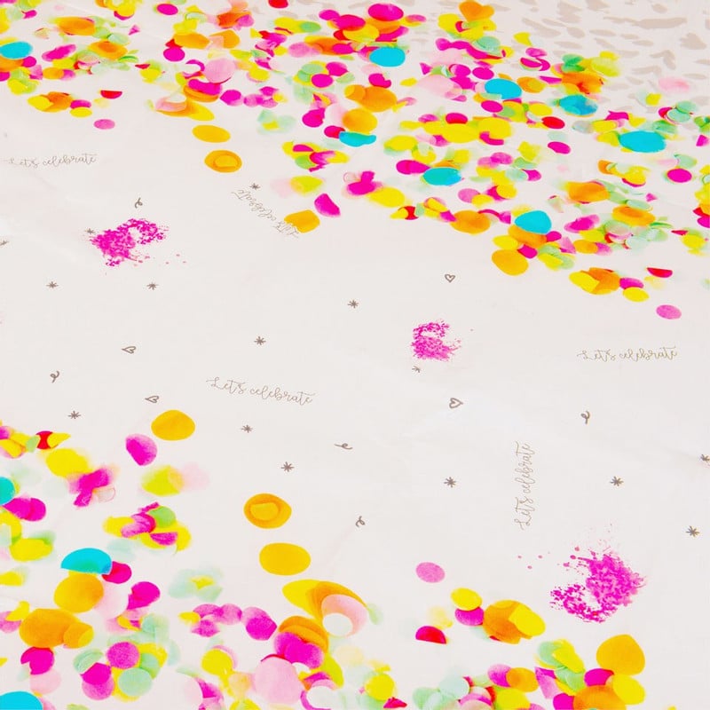Tafelkleed let's celebrate - 138x220 cm