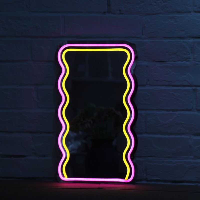 Spiegel met golven LED - geel/roze - 40x23x1.4 cm