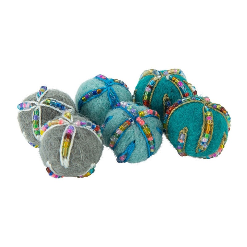 Vilt balletjes met kralen - blauw/grijs - set van 6