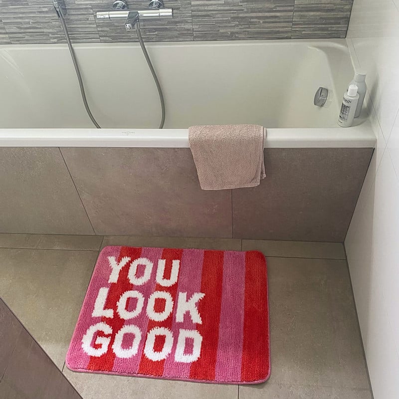 Badmat You Look Good - roze/oranje/wit - 50x70 cm
