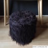 Poef fluffy - zwart - 38x42x42 cm