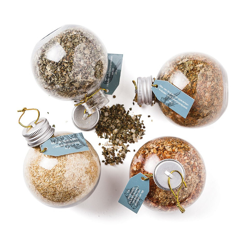 Kerstballen met kruiden - 4 stuks